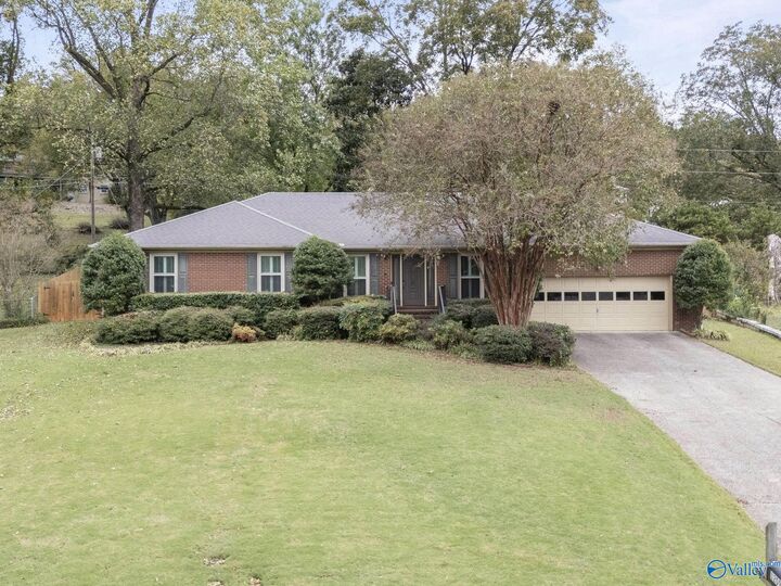 1209 Kennamer Drive SE  Huntsville AL 35801 photo