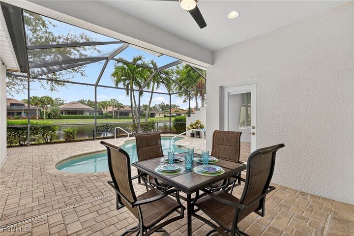 Property Photo:  11109 Oxbridge Way  FL 33913 