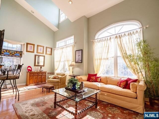 Property Photo:  96 Abbie Court  NJ 07093 