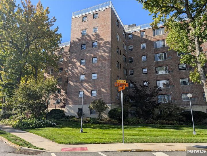 Property Photo: 2345 Linwood Avenue Lg NJ 07024