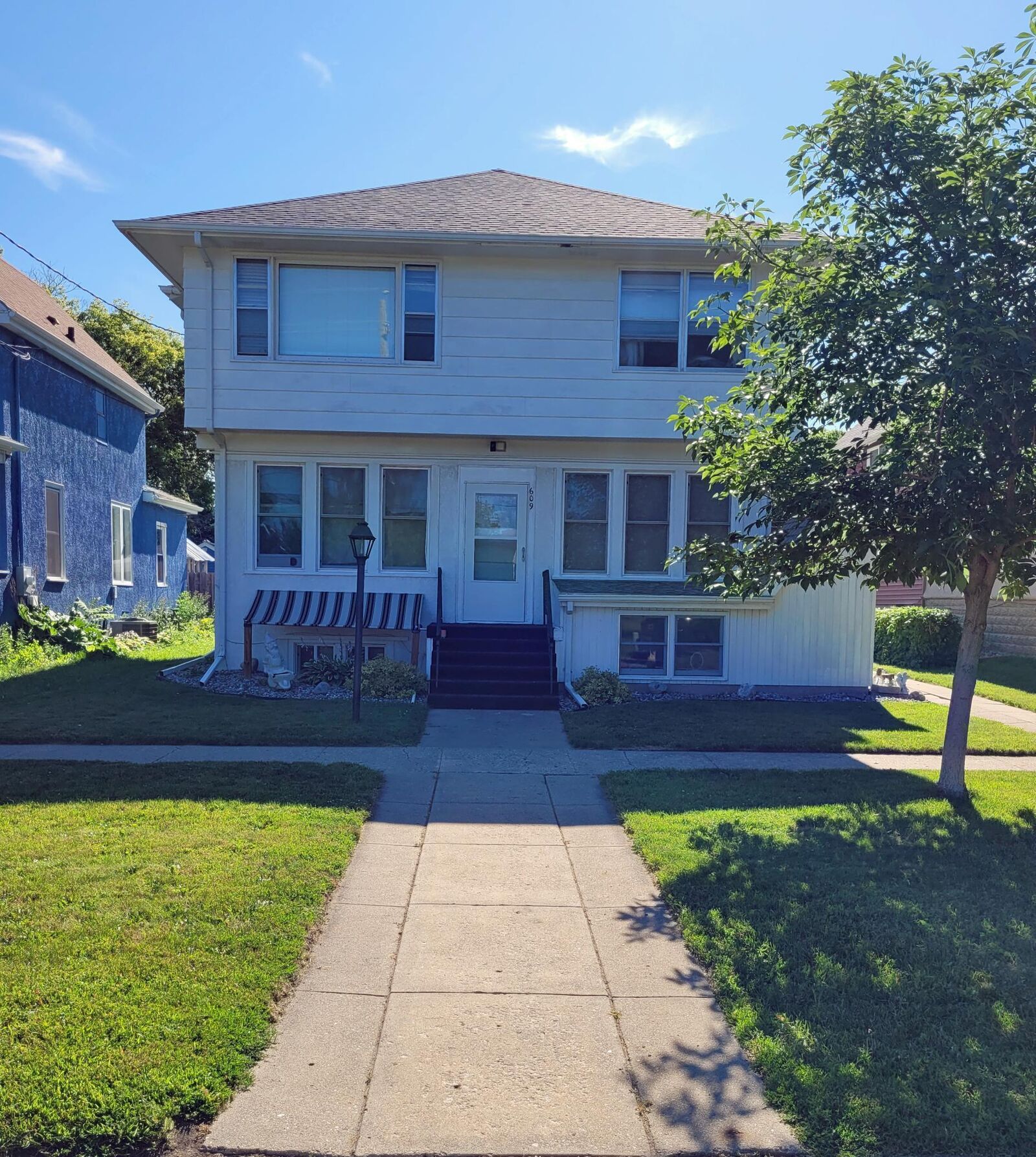 Property Photo:  609 3rd Street N  ND 58102 