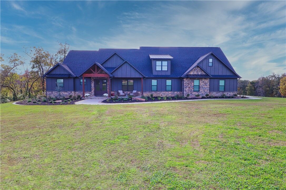Property Photo:  21369 Griggs Road  AR 72762 