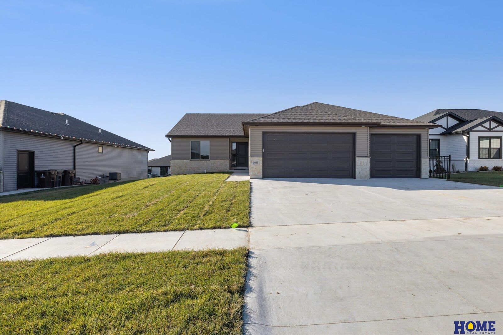 Property Photo:  1035 Kantor Lane  NE 68372 