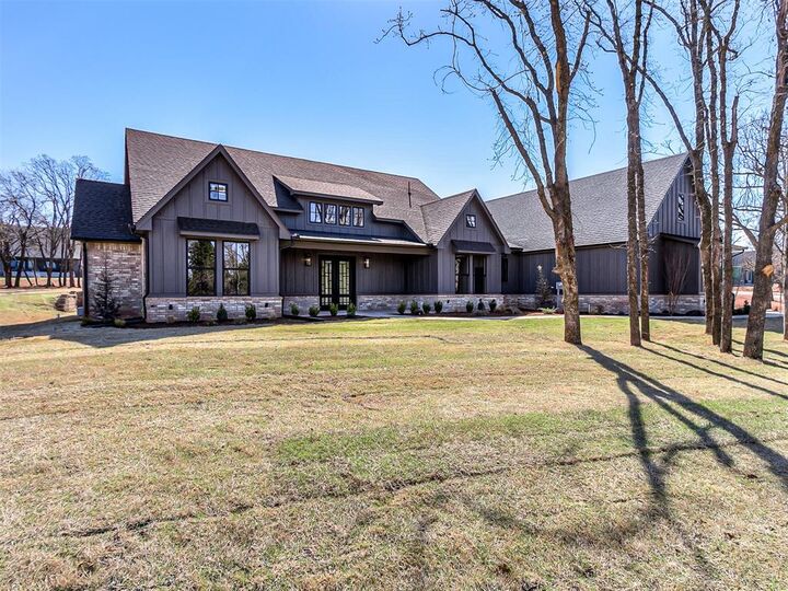 Property Photo:  12800 Hidden Trail  OK 73007 