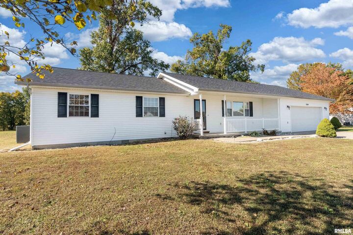 Property Photo:  1304 Hazel Street  IL 62951 