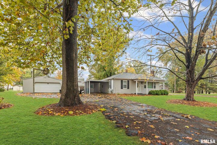 444 N Marion Street  Centralia IL 62801 photo