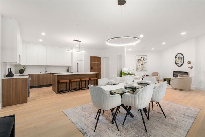 Property Photo:  16 Stearns Rd 304  MA 02482