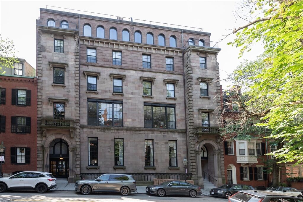 Property Photo:  72 Mt. Vernon St. Ba-72  MA 02108 