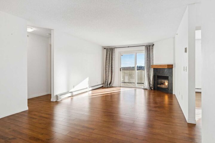 Property Photo:  20 Harvest Rose Park NE 3311  AB T3K 4Z1