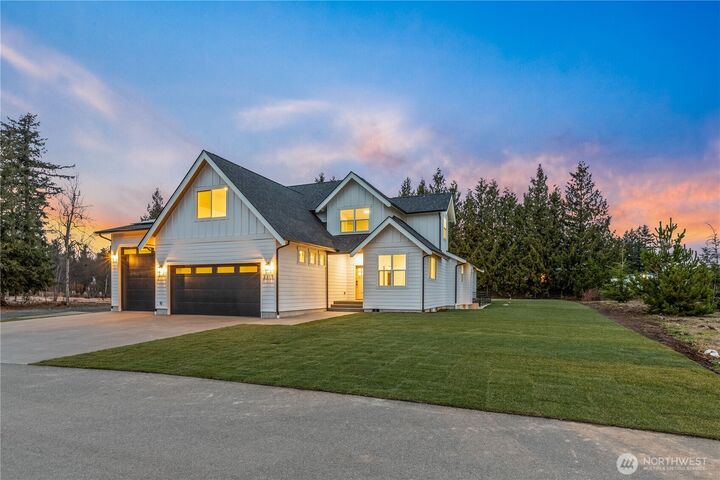 Property Photo:  6917  Red Ridge Drive  WA 98264 