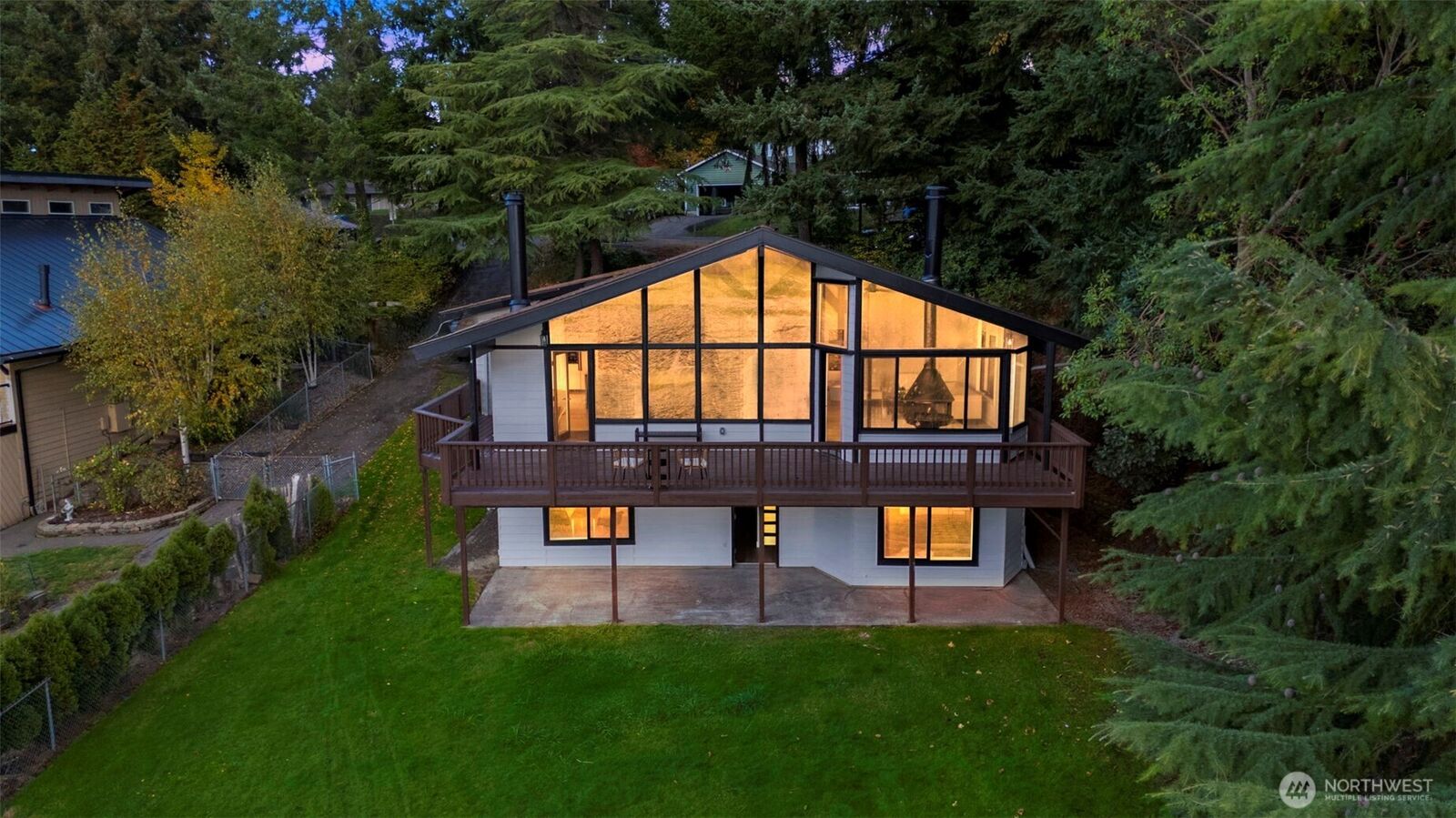 Property Photo:  5609  Henslin Drive SE  WA 98513 