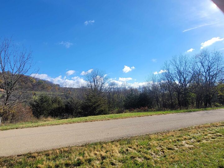 Property Photo: 62 Heatherdowns Lane IL 61036