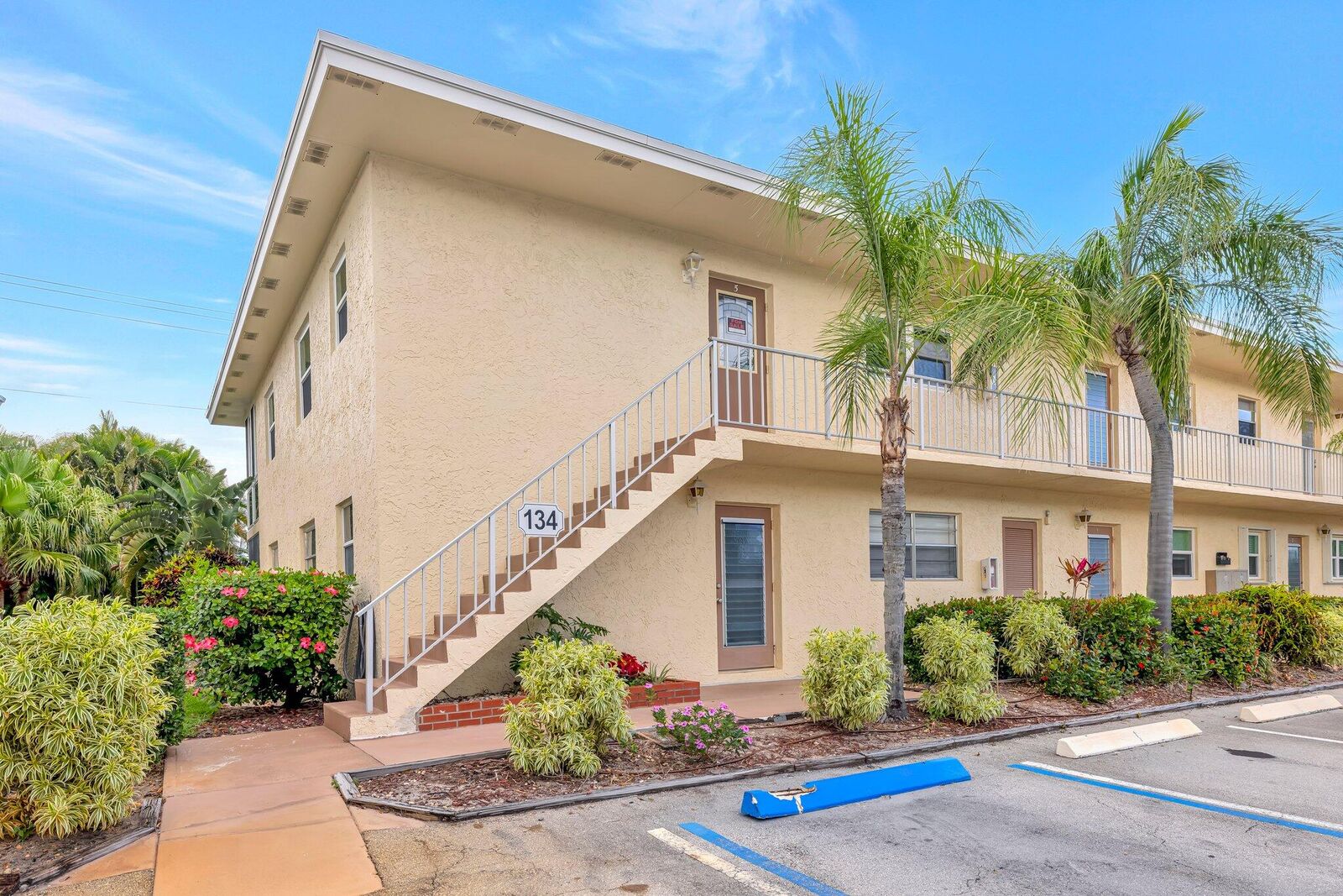 Property Photo: 2950 SE Ocean Boulevard 134-5 FL 34996