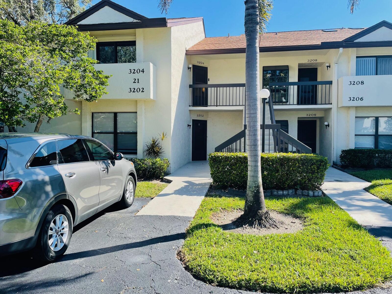 Property Photo:  3204 Perimeter Drive 3204  FL 33467 