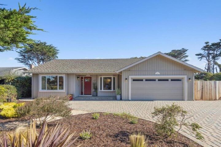 Property Photo:  141 Arbor Lane  CA 94038 