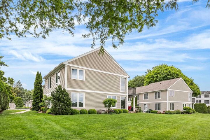 Property Photo:  490 South Lawson Drive B1  WI 54941 