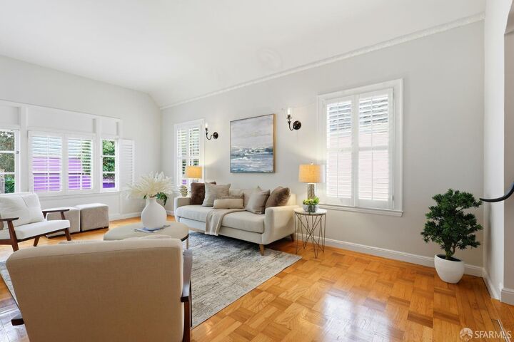 Property Photo:  2032 Wawona Street  CA 94116 