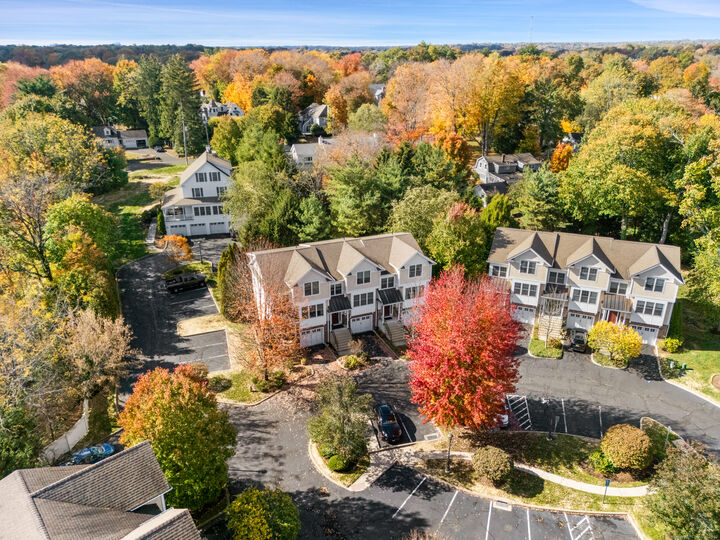 Property Photo:  202 Bradley Lane 202  CT 06880