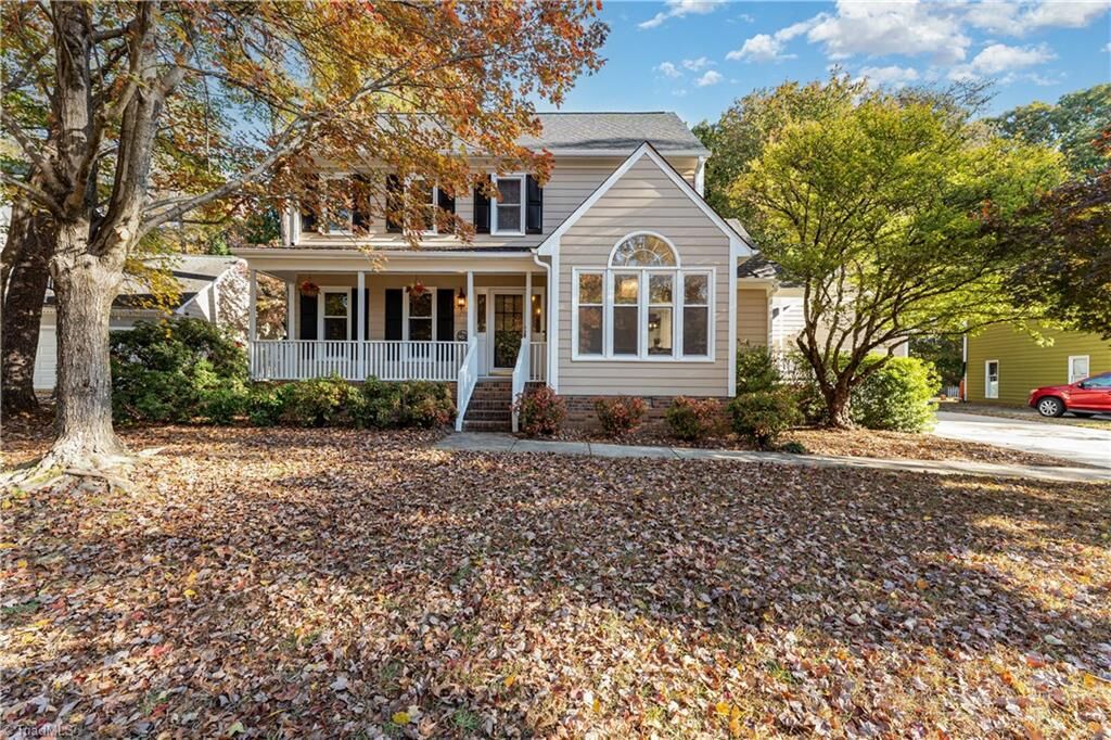 Property Photo:  5 Ivy Brook Court  NC 27407 