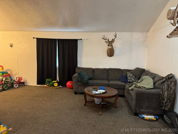 Property Photo: 29924 E 144th Street S OK 74429