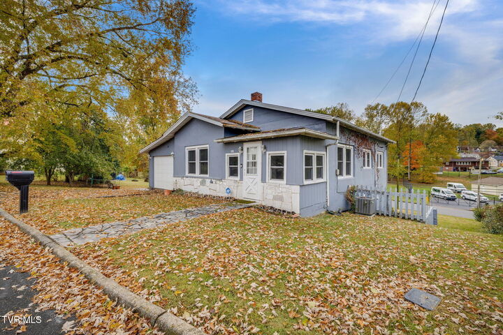 Property Photo: 1614 Burgie St TN 37643