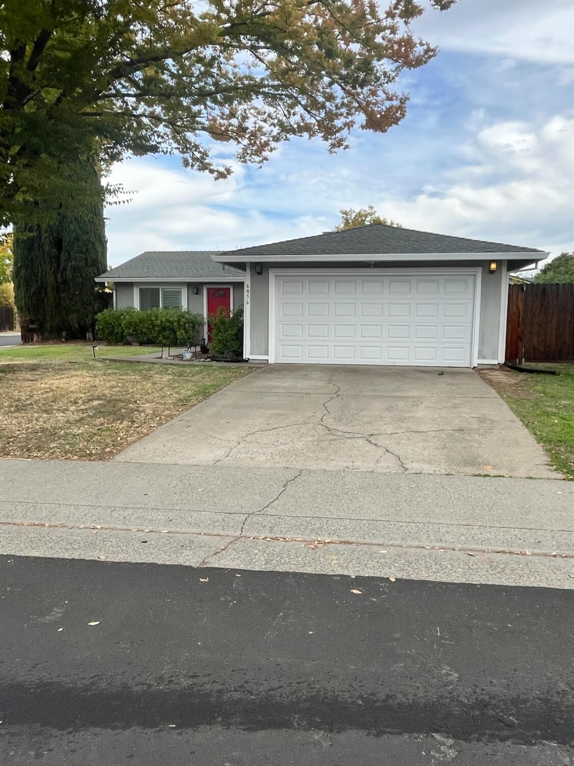 Property Photo: 6856 Blue Duck Way CA 95842