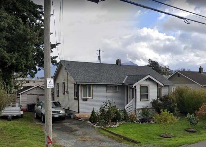 9244 Hazel Street — photo 1