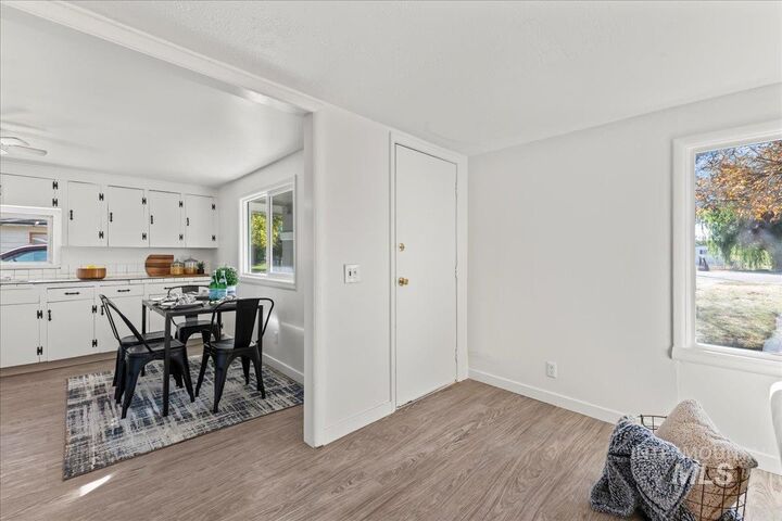 Property Photo:  442 1st St N  ID 83687 