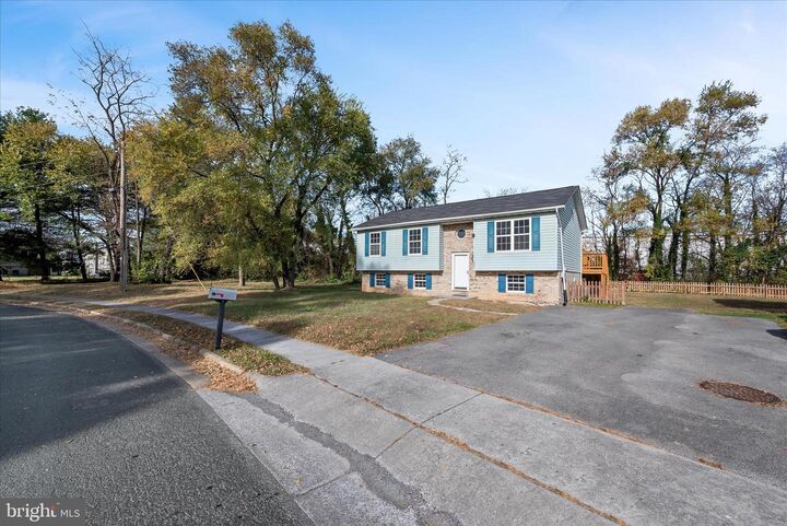 Property Photo: 807 Butler Avenue VA 22601