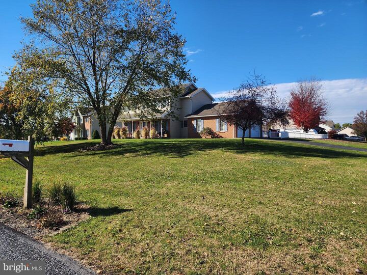 Property Photo:  127 Stony Point Avenue  PA 17257 