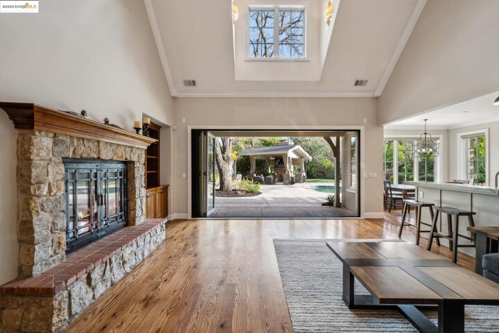 Property Photo:  21 Samantha Dr  CA 94549 