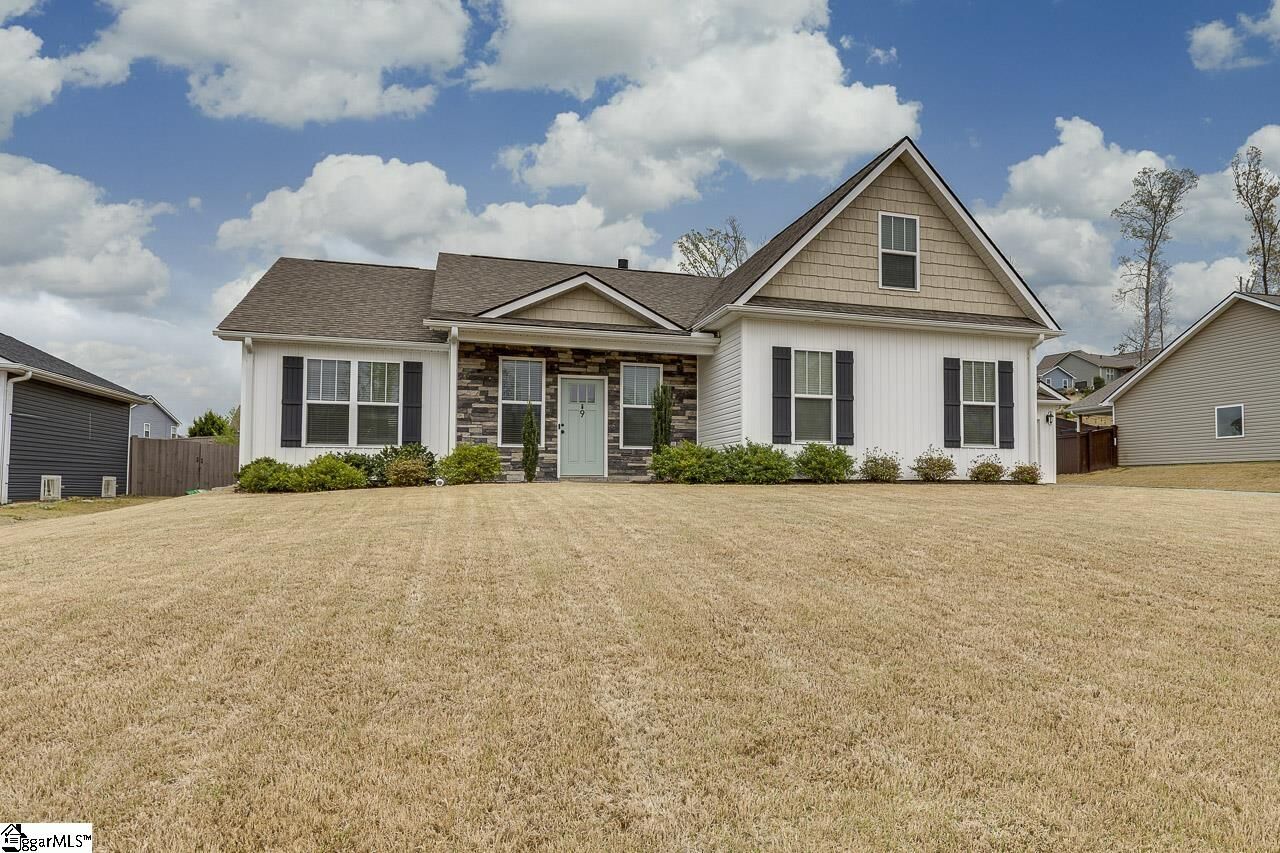 Property Photo: 9 Judge Looper Court SC 29690