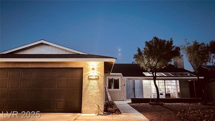 Property Photo:  1609 Blue Mountain Drive  NV 89108 