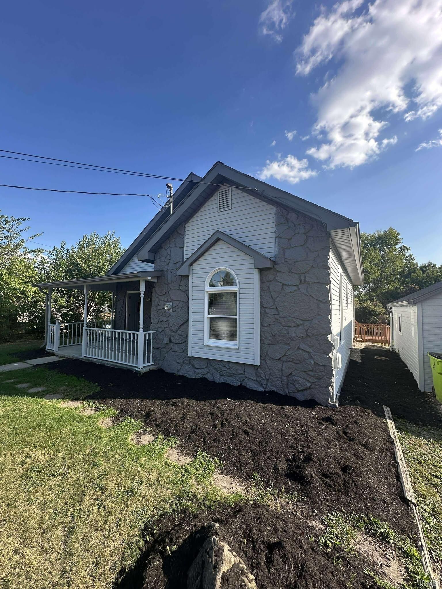 Property Photo:  615 North Street  IN 46750 