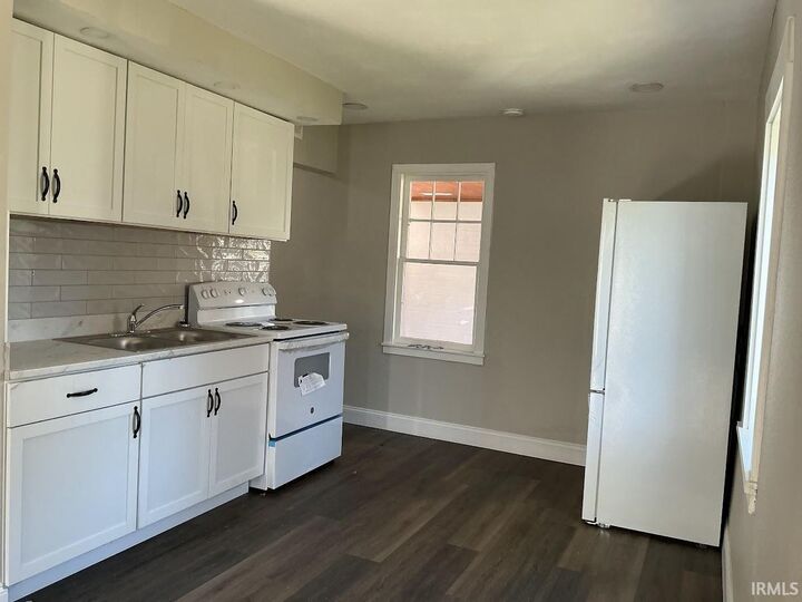 Property Photo: 423 S Kenmore Drive IN 47714-0244