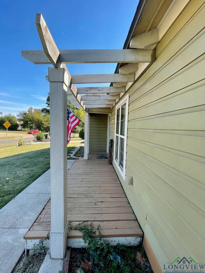Property Photo:  2945 Letourneau Drive  TX 75602 