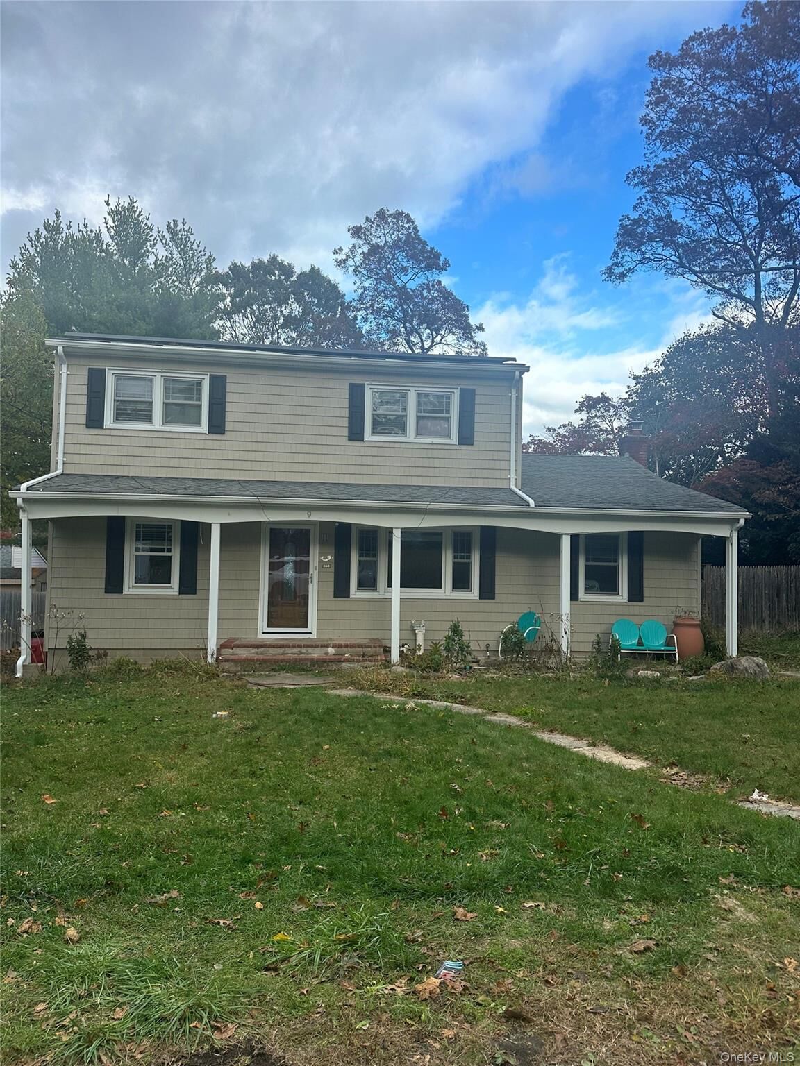 Property Photo:  9 Phoenix Road  NY 11778 