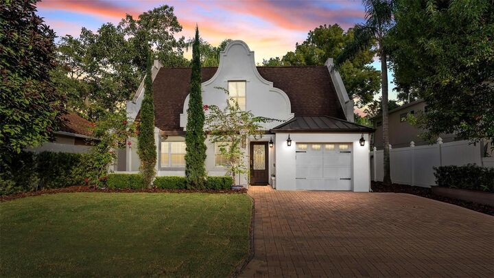 Property Photo: 1231 Poinsettia Avenue FL 32804