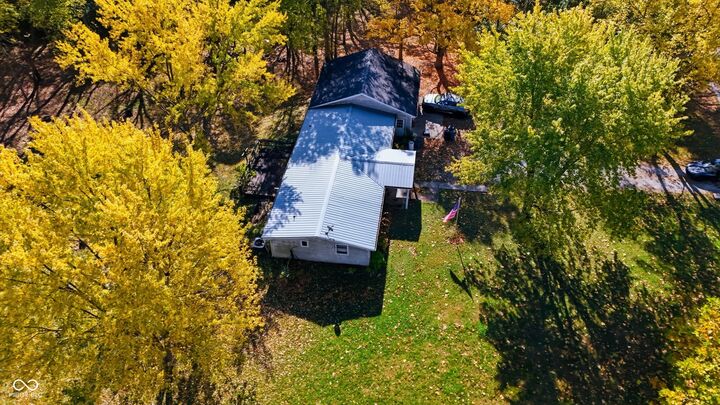 Property Photo: 3740 N State Road 13 IN 46012