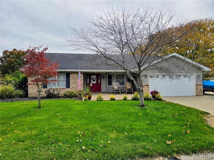 Property Photo:  89 Fox Run Road  IL 62234 