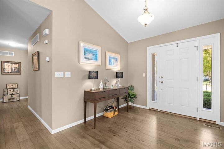 Property Photo:  905 Coreopsis Court  IL 62269