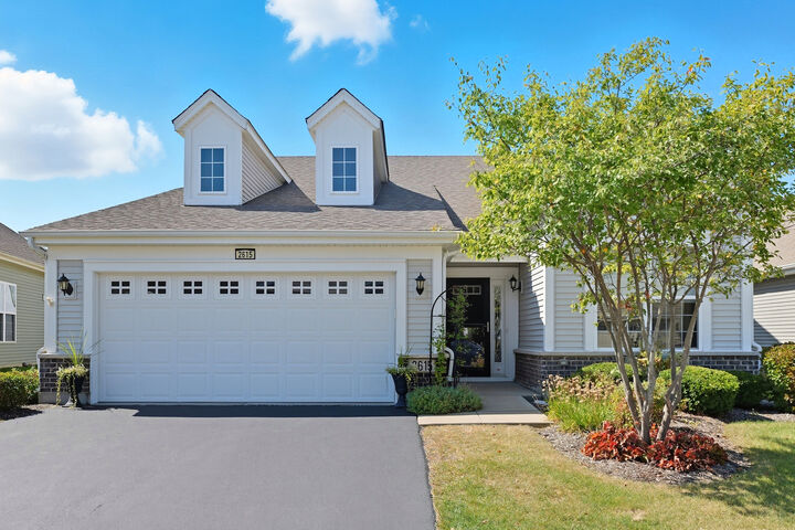 2615 Cranbrook Street  Naperville IL 60564 photo