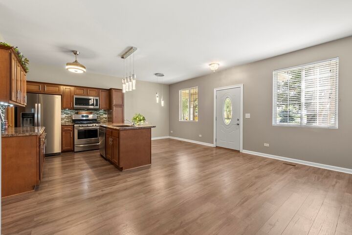 Property Photo: 1565 Azalea Circle IL 60446