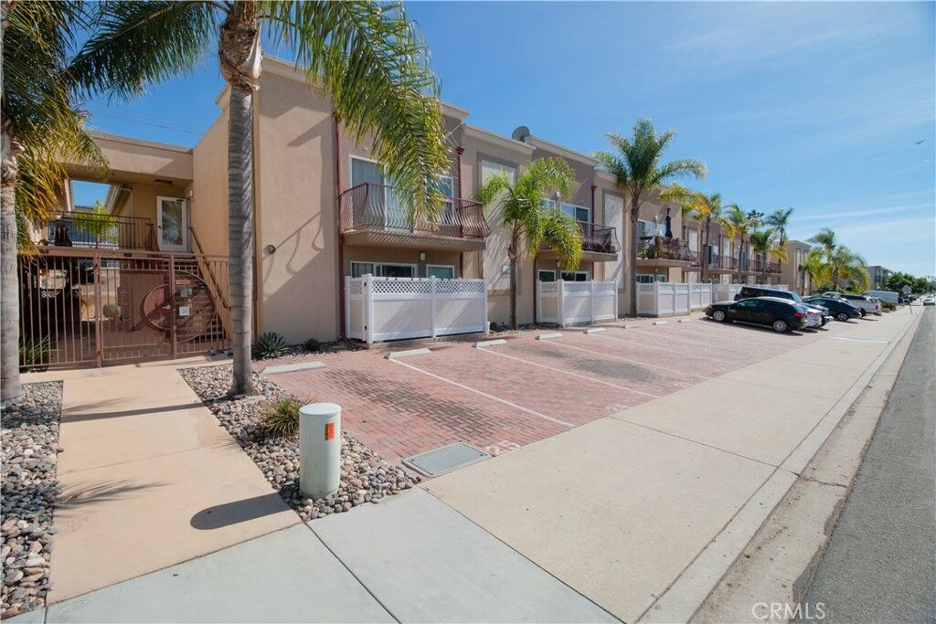 Property Photo:  3993 Jewell Street B24  CA 92109 