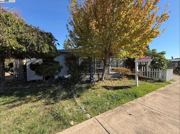 Property Photo:  259 Molokai Cir  CA 94587 