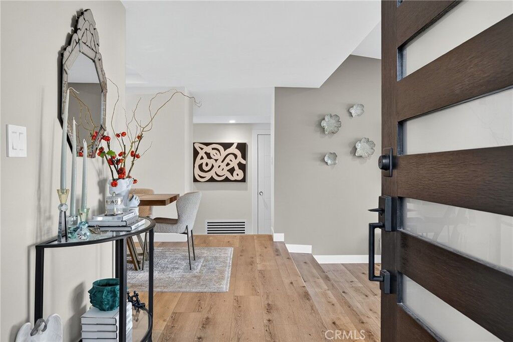 Property Photo:  5 Cypress Way  CA 90274 