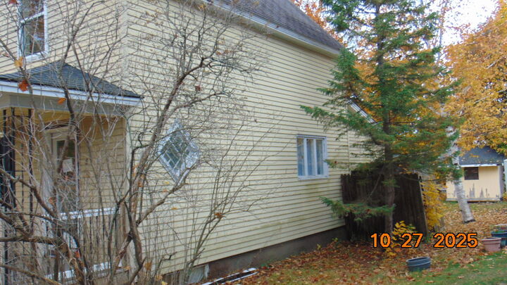 Property Photo: 8 Beech Street ME 04430