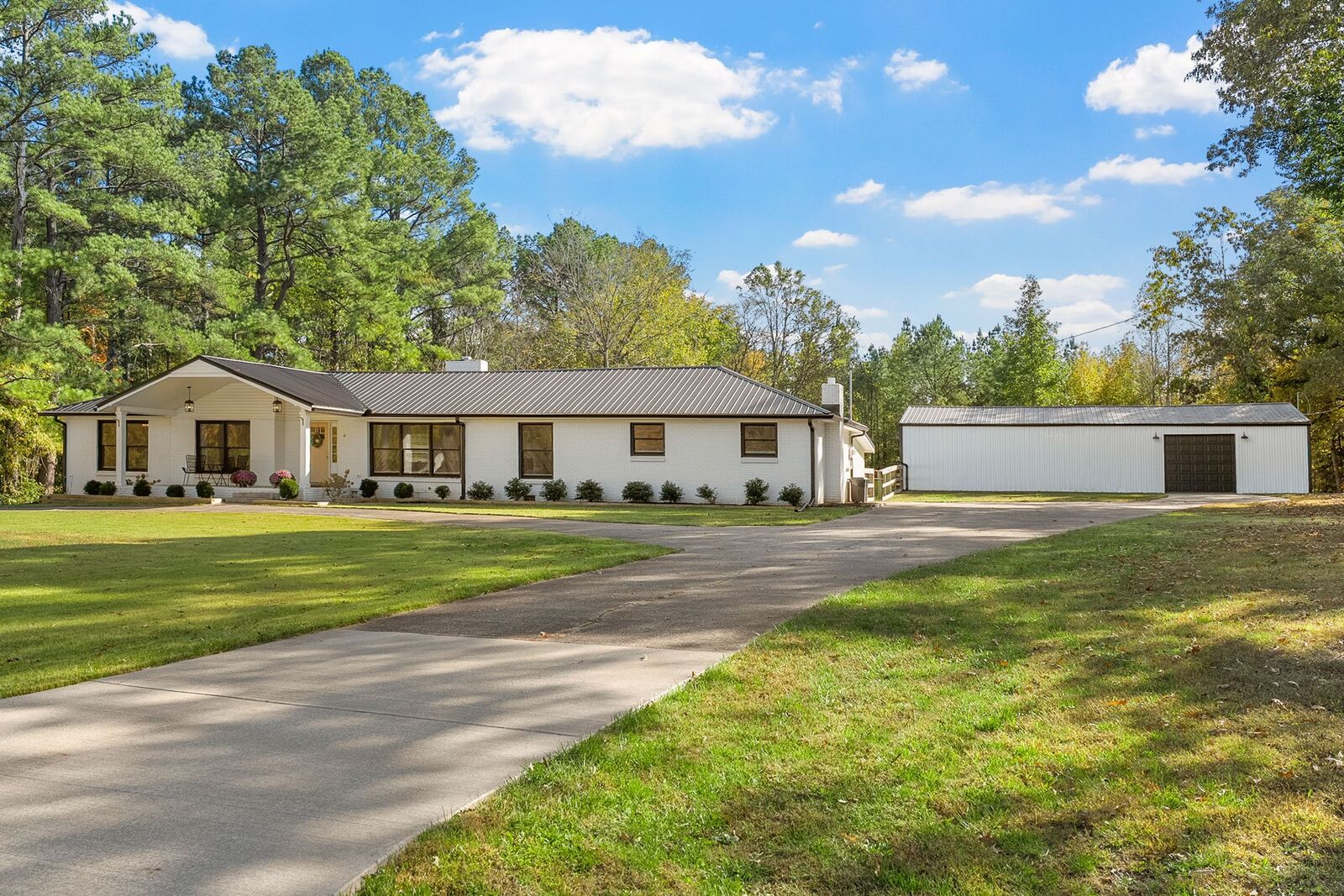 Property Photo:  412 Belmont Rd  TN 37040 