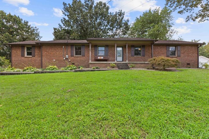 Property Photo: 6483 Dogwood Dr TN 37073