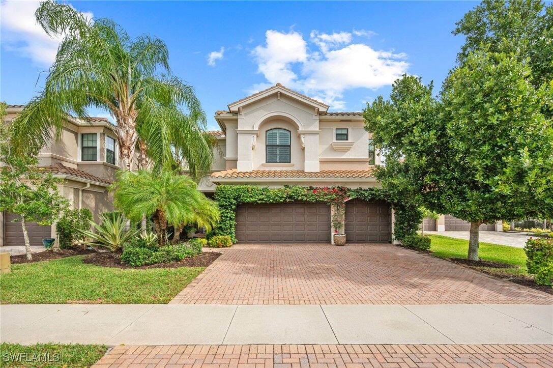 Property Photo:  3082 Hudson Terrace  FL 34119 